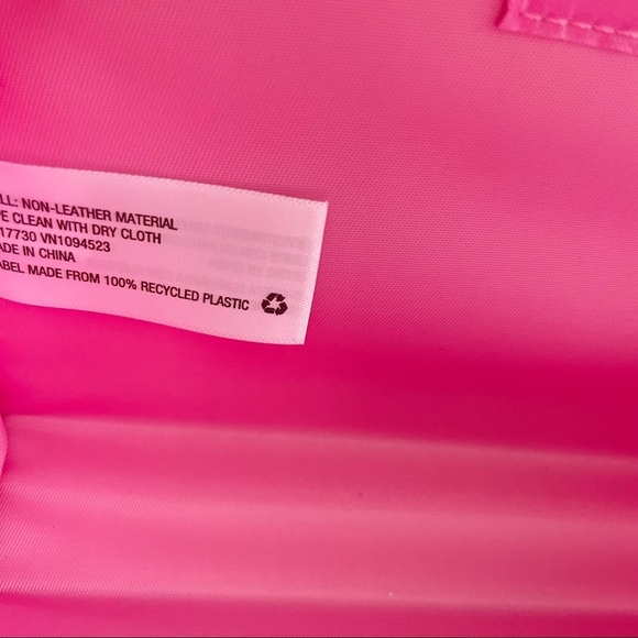 Stoney Clover Lane Target Rainbow crossbody purse bag good tone chain - Picture 8 of 9